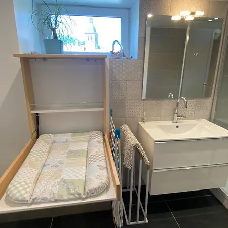 Lägenhet Centre Superbe Appt 6 Personnes Avec Terrasse Classe 3 Etoiles